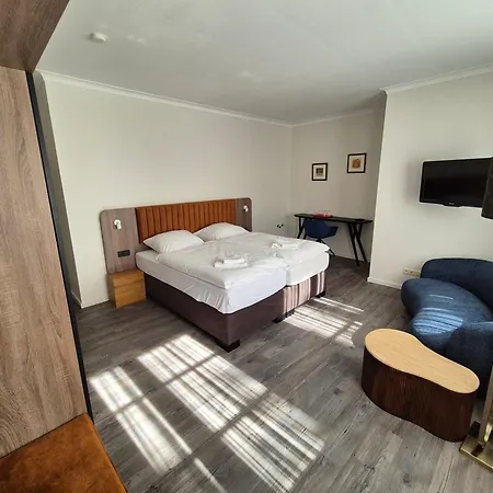 Am Schlosspark Hotel