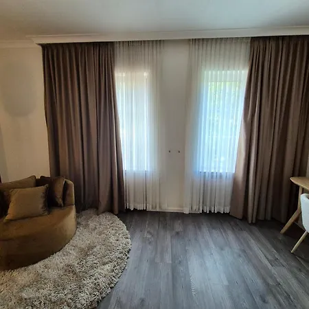 Am Schlosspark 호텔 바트벤트하임